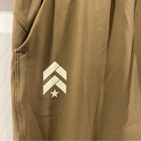 Lululemon x Barry’s Bootcamp Women’s Stretch High Rise Jogger Pants Olive Size 8 - Picture 5 of 10